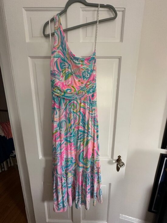 Lilly Pulitzer Dresses & Skirts - Lilly Pulitzer One-Shoulder Maxi Dress